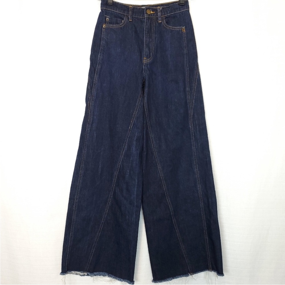Wide leg blue jeans high waisted